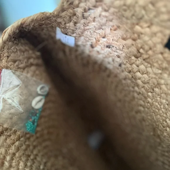 Antik Kraft Natural and Green Circular Tote - Picture 5 of 7